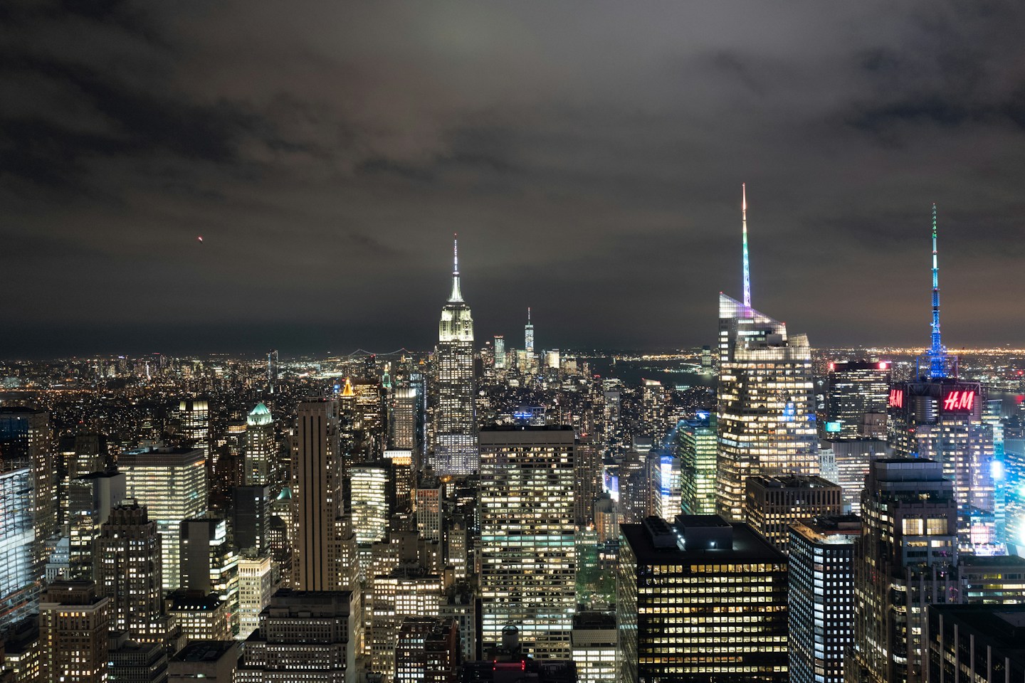 Manhattan skyline at night